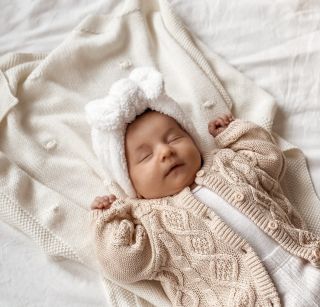 Teploučké, roztomilé, správně rošťácké jako naše holčičky🥹 tento turbánek bude tvoje princezna milovat! Jemný, jako...